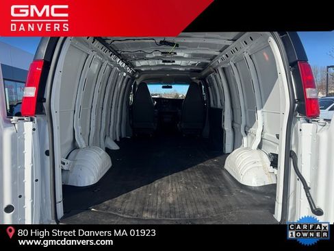 Used 2023 GMC Savana 2500 Work Van w/ Driver Convenience Package image 5