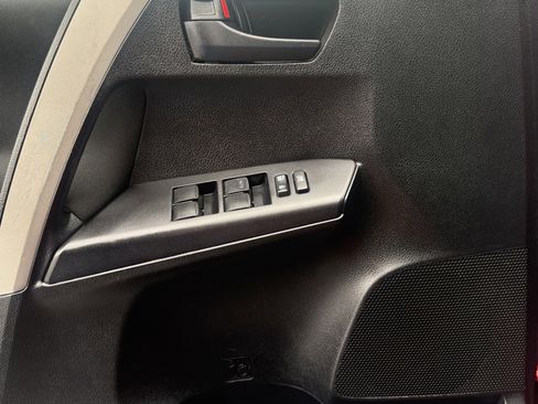 Used 2016 Toyota RAV4 LE image 17