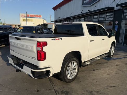Used 2019 Chevrolet Silverado 1500 Custom w/ Custom Max Trailering Package AWD/4WD image 6
