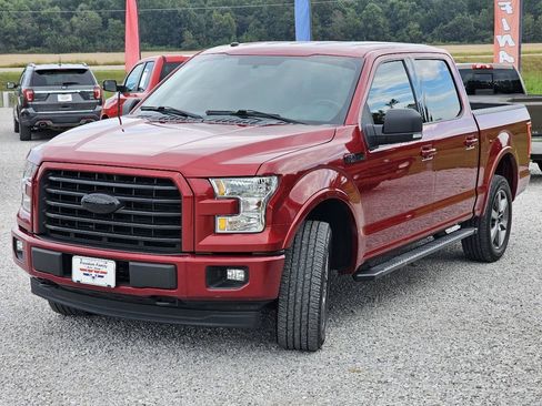 Used 2017 Ford F150 XLT w/ Equipment Group 302A Luxury AWD/4WD image 4