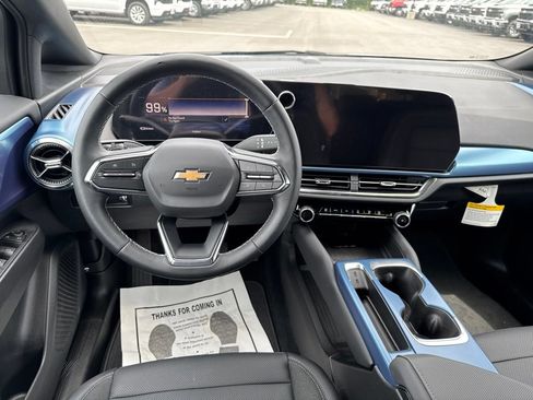 Used 2026 Chevrolet Equinox EV LT AWD/4WD image 22