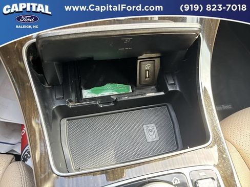 Used 2019 Mercedes-Benz C 300 Sedan image 32