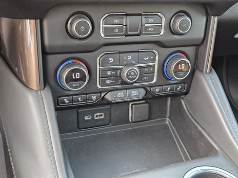 Used 2022 Chevrolet Tahoe High Country AWD/4WD image 26