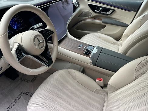 Certified 2023 Mercedes-Benz EQS 580 4MATIC Sedan image 4