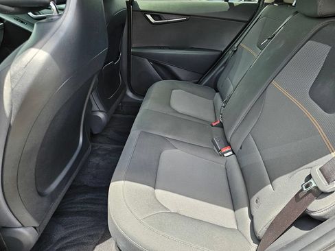 Used 2025 Kia Niro LX FWD image 15