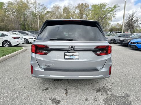New 2026 Honda Odyssey EX-L image 5