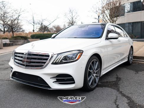 Used 2019 Mercedes-Benz S 560 4MATIC Sedan image 3