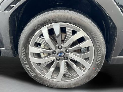 Used 2025 Subaru Forester Touring AWD/4WD image 10