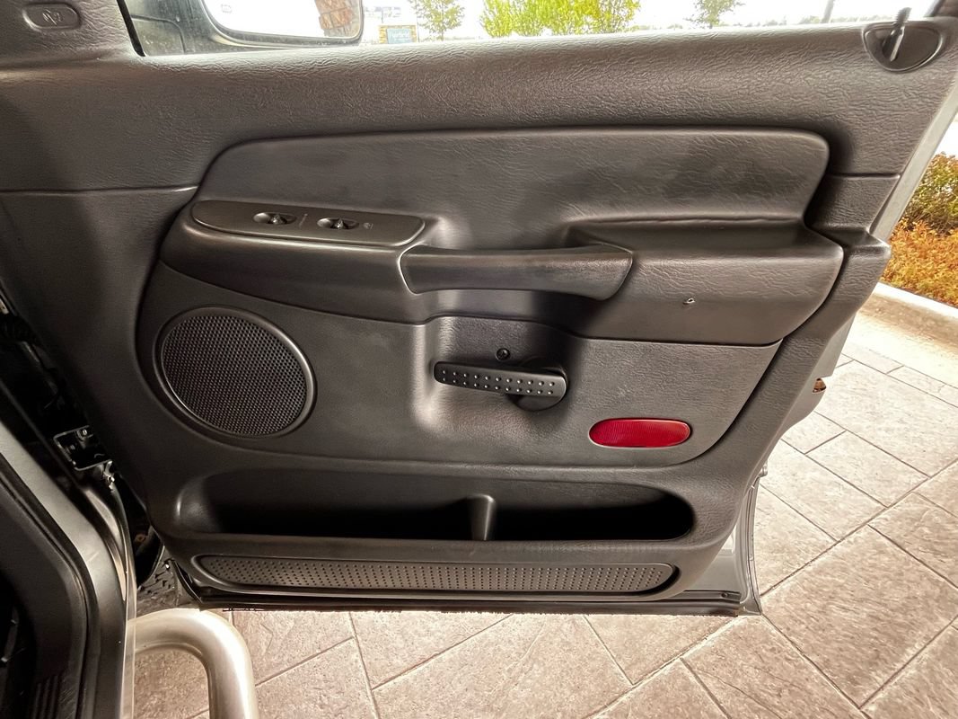 Used 2005 Dodge Ram 2500 Truck SLT AWD/4WD image 20