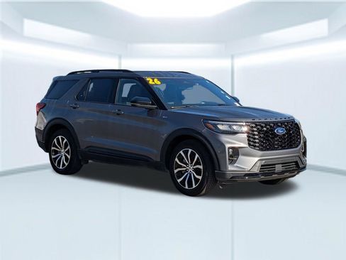 Used 2026 Ford Explorer ST-Line w/ Premium Package RWD image 8