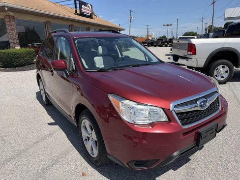 Used 2015 Subaru Forester 2.5i Premium AWD/4WD image 1