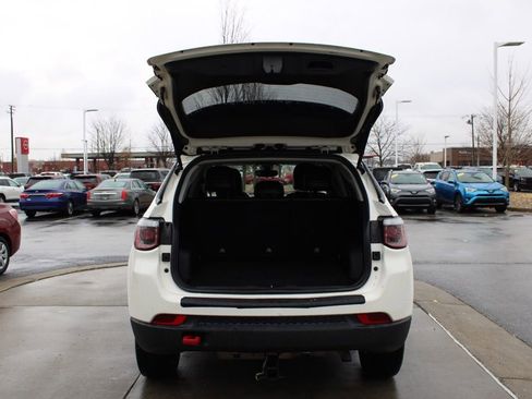 Used 2019 Jeep Compass Trailhawk image 10