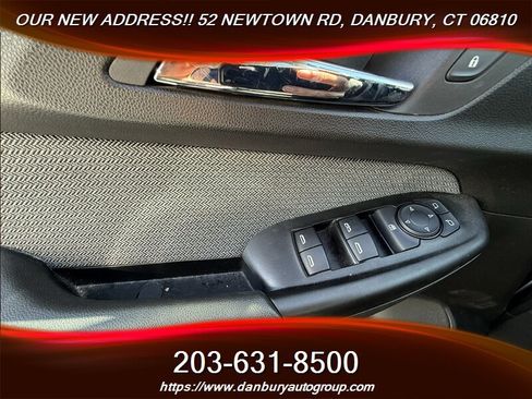 Used 2022 Chevrolet TrailBlazer LT w/ Convenience Package AWD/4WD image 13