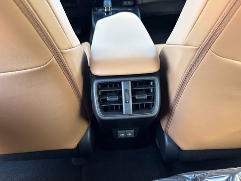 New 2025 Lexus UX 300h FWD image 17