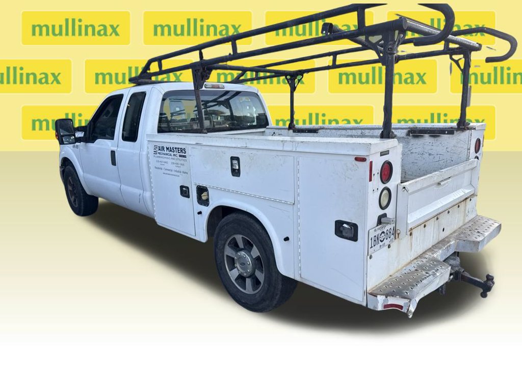 Used 2016 Ford F250 XL w/ Power Equipment Group RWD image 3