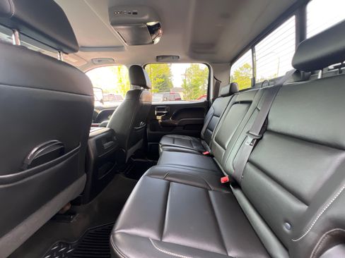 Used 2016 GMC Sierra 2500 SLT w/ Duramax Plus Package image 29