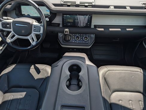 Used 2021 Land Rover Defender 90 First Edition AWD/4WD image 19