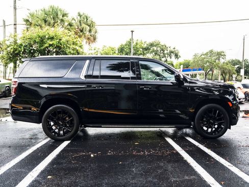 Used 2023 Chevrolet Suburban LS w/ Driver Alert Package RWD image 5