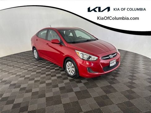 Used 2015 Hyundai Accent GLS FWD image 1