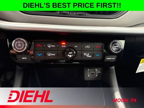 New 2026 Jeep Compass Limited AWD/4WD image 30