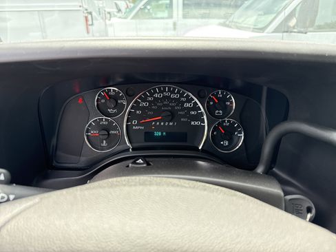 New 2025 Chevrolet Express 2500 w/ Driver Convenience Package image 16