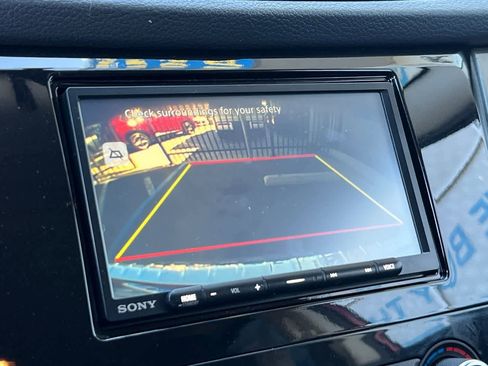 Used 2018 Nissan Rogue Sport S FWD image 23