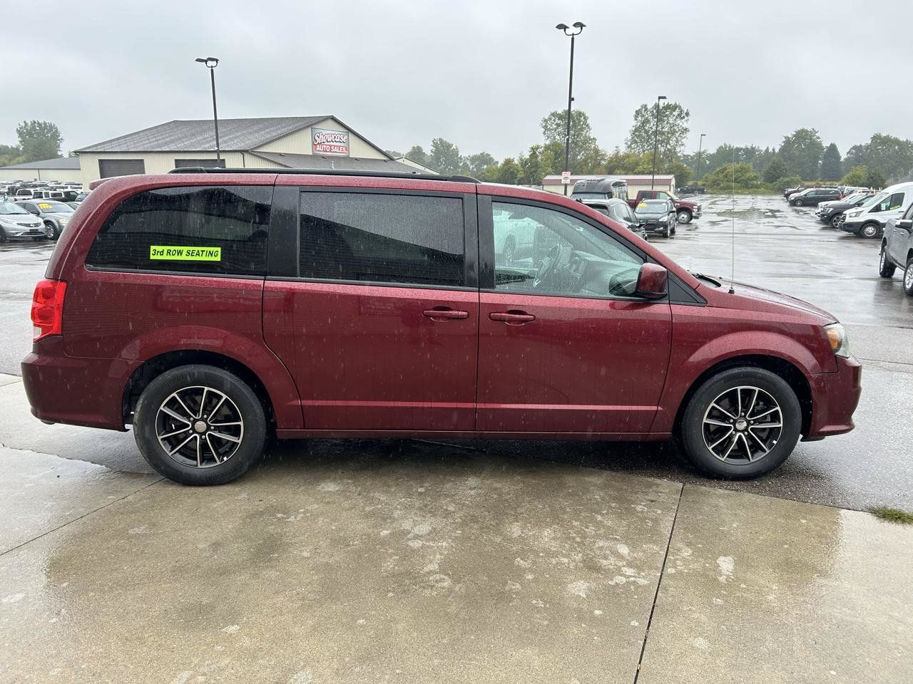 Used 2018 Dodge Grand Caravan GT FWD image 4