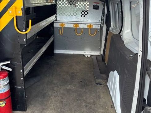 Used 2023 Ford Transit Connect XL FWD image 9