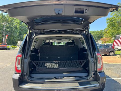Used 2015 GMC Yukon XL Denali w/ Open Road Package image 39