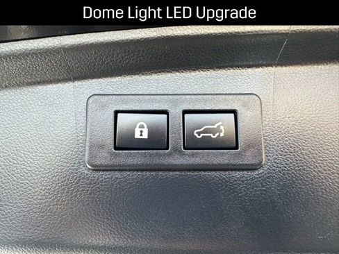 Used 2020 Subaru Outback Touring w/ Popular Package #2 image 22