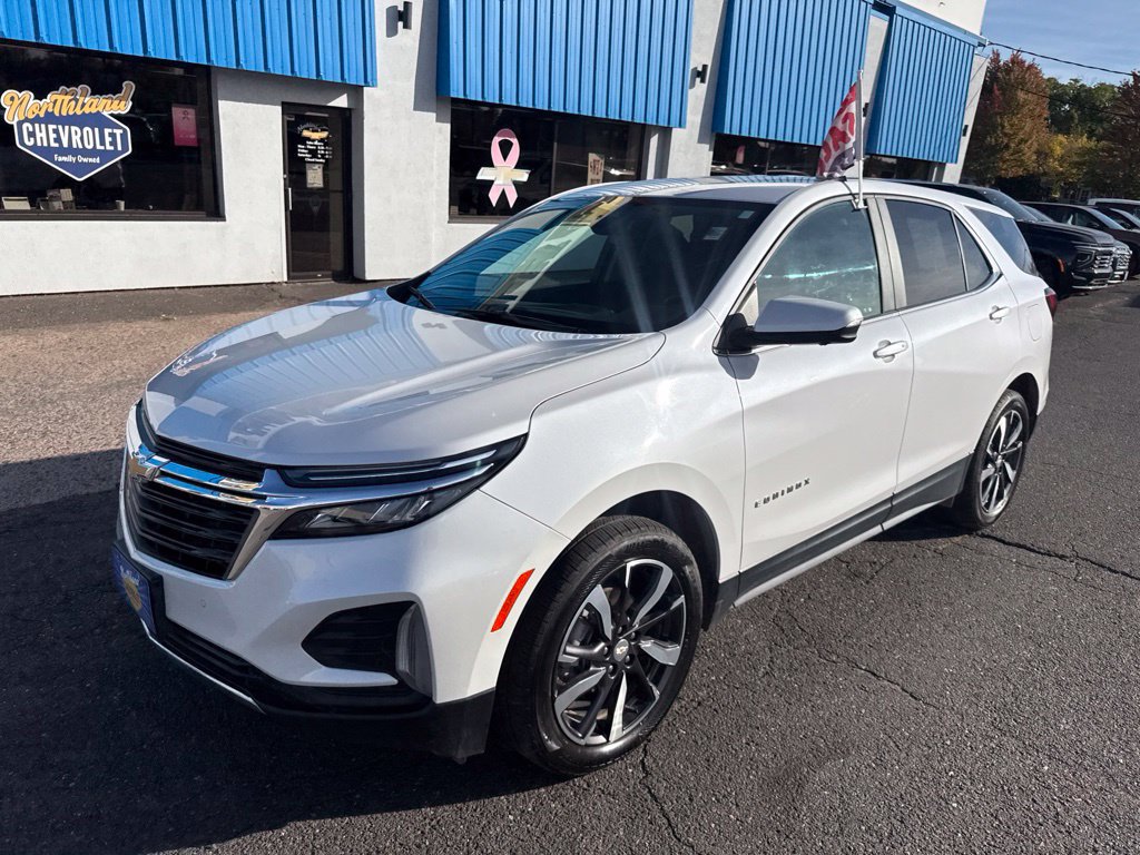 Used 2022 Chevrolet Equinox LT AWD/4WD image 2
