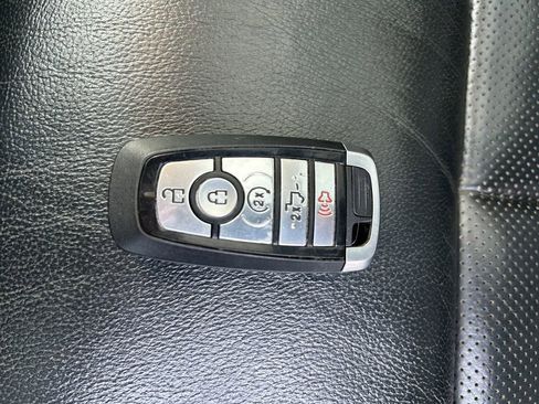 Used 2020 Ford F350 Lariat w/ Lariat Ultimate Package image 33