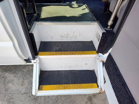 Used 2013 Ford E-250 and Econoline 250 Extended w/ Premium Van Group image 21