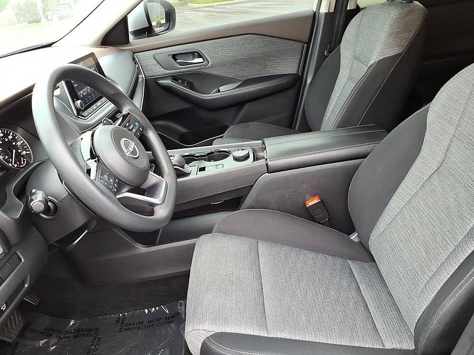 Used 2023 Nissan Rogue SV AWD/4WD image 15