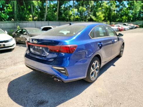Used 2021 Kia Forte LXS FWD image 4
