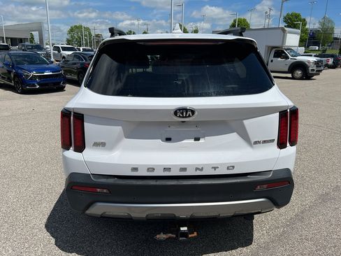 Used 2021 Kia Sorento EX w/ EX AWD X-Line Package image 6