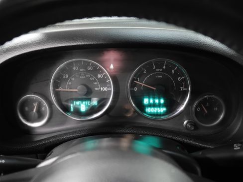 Used 2017 Jeep Wrangler Unlimited Sport w/ Connectivity Group image 20