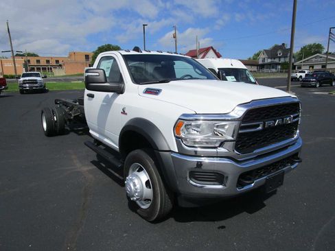 Used 2024 RAM 5500 Tradesman image 4