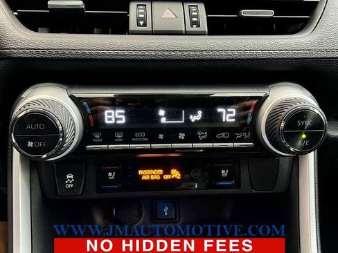 Used 2021 Toyota RAV4 Limited image 43