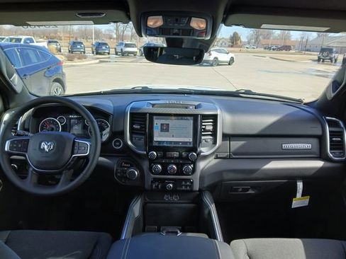 New 2026 RAM 1500 4x4 Crew Cab image 29