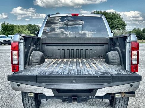 Used 2021 Ford F250 Lariat w/ Lariat Ultimate Package AWD/4WD image 23