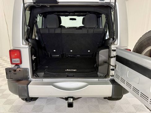 Used 2012 Jeep Wrangler Unlimited Sahara w/ Dual Top Group image 10