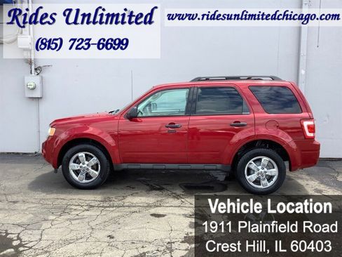 Used 2010 Ford Escape XLT image 2