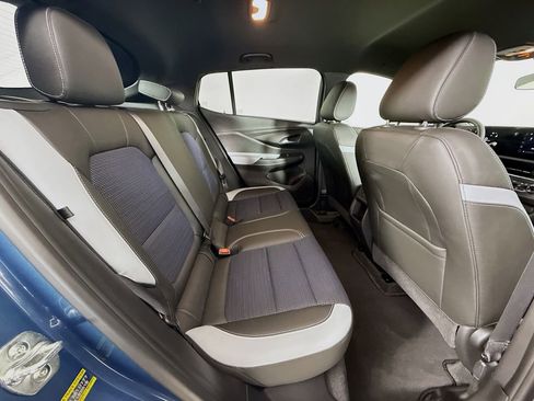 Used 2025 Buick Envista Preferred w/ Convenience I Package FWD image 30
