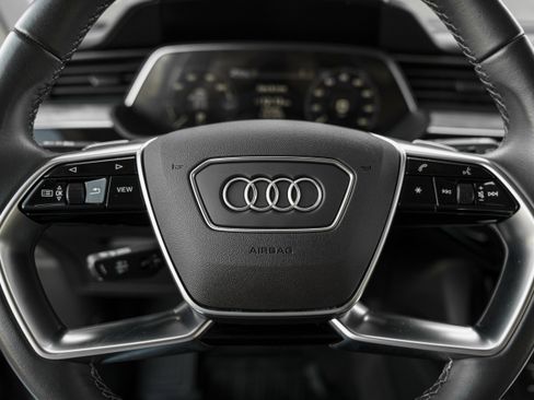Certified 2024 Audi Q8 e-tron Premium Plus image 17