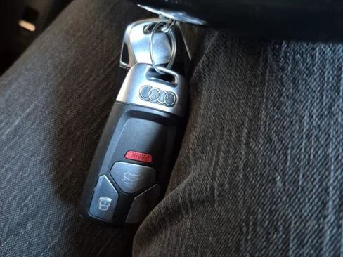 Used 2017 Audi A4 2.0T Premium image 19