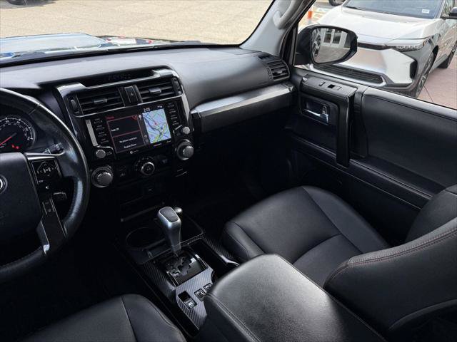 Certified 2020 Toyota 4Runner TRD Off-Road Premium AWD/4WD image 18