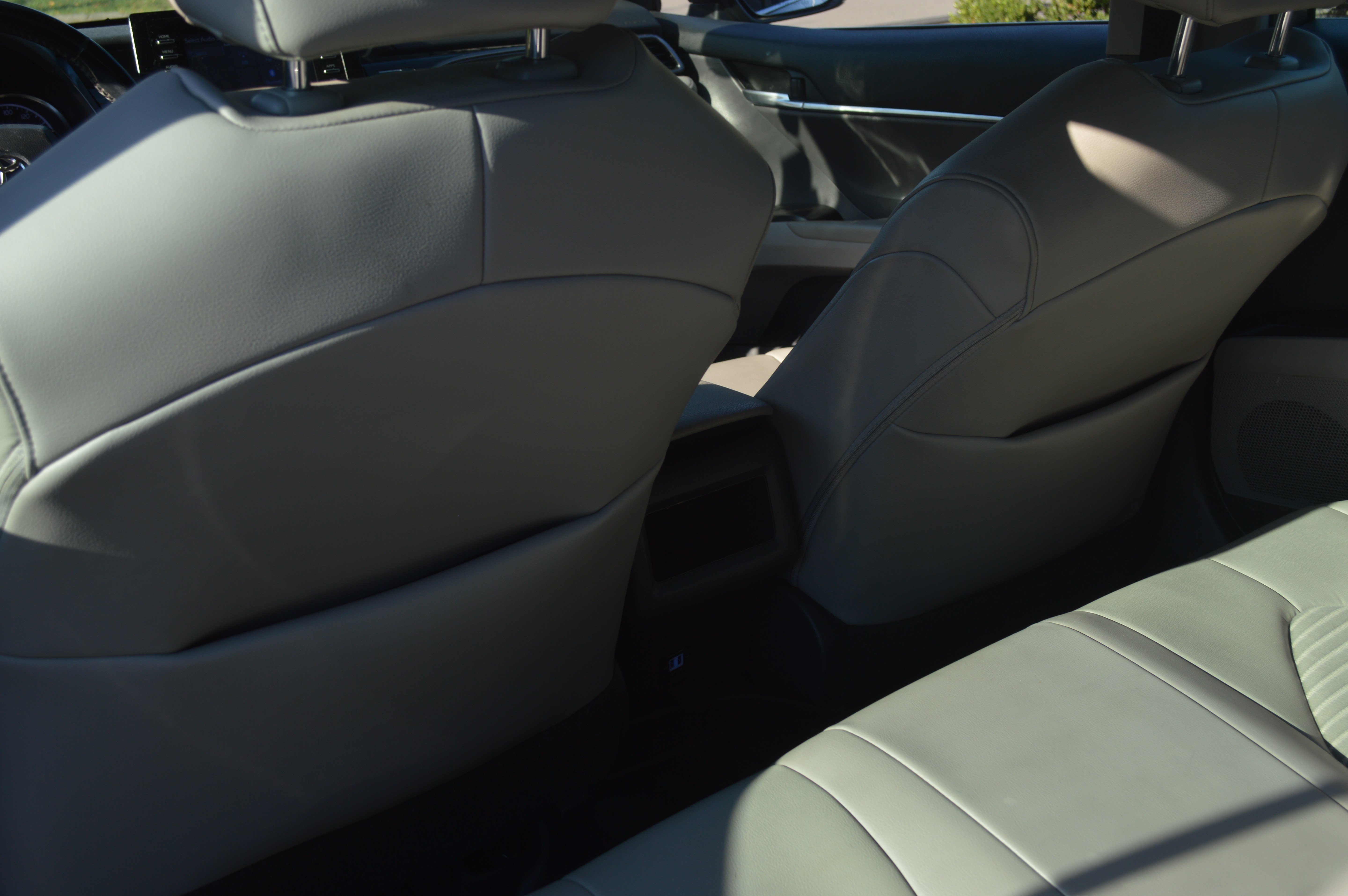 Used 2021 Toyota Camry SE w/ Convenience Package FWD image 26