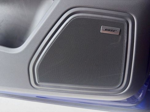 Certified 2026 Porsche Macan Turbo AWD/4WD image 9