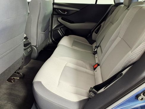 Used 2021 Subaru Outback Premium image 10